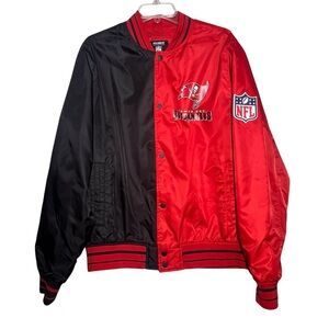 Tampa Bay Buccaneers Satin Jacket Mens Size Large Red Black Pull & Bear NFL Game